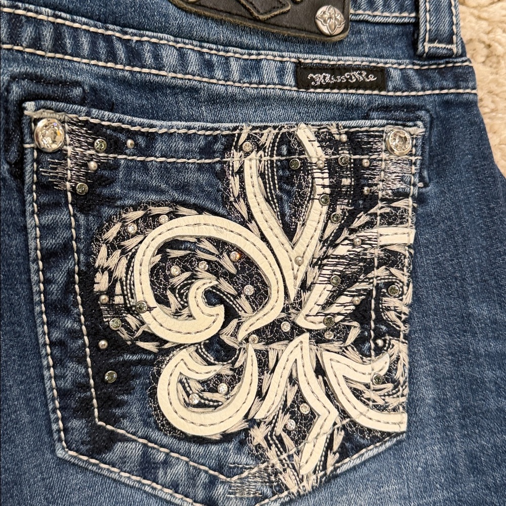 Miss Me Skinny Jeans 32